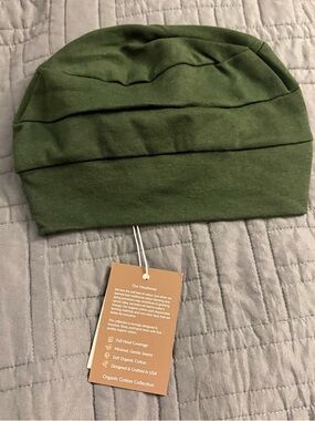 Cardani Headwear Headcover Unlimited Green Cap NWT Organic Cotton Beanie